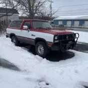 1991 Dodge Ramcharger SUV White AW-150