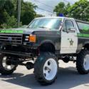 1991 Ford Bronco modified V8 Cylinde.. Must see!!!