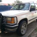 1991 Ford Explorer with rare Jurassic Park parts and Replica Props included
