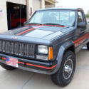 1991 Jeep Comanche Pioneer Standard Cab Pickup 2-Door 4.0L