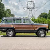1991 Jeep Grand Wagoneer frame off restoration. Hellcat swapped THE BEST!!!!!!!!