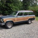 1991 Jeep Grand Wagoneer - Hunter Green