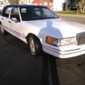 1991 Lincoln Town Car Executive Sedan 4-Door 4.6L