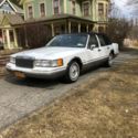1991 Lincoln Town Car Signature Series
