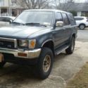 1991 toyota 4runner,, 4WD, stick shift, low miles.