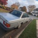 1991 volvo 240 base sedan 4-door silver