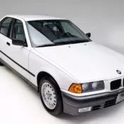 1992 BMW 325i Sedan MINT - 2900 Original Miles