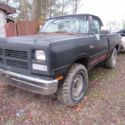 1992 Dodge w150 pickup truck POWERWAGON 318 magnum shortbox 4x4 rock solid body