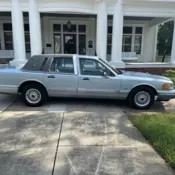 1992 Lincoln Town Car Sedan Blue CARTIER