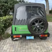 1992 Suzuki Samurai Green JL sport