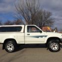 1992 TOYOTA SHORTBOX WB DELUXE PICKUP 4X4 WITH ONLY 65.000 ACTUAL MILES