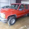 1993 CHEVROLET SUBURBAN K1500 4WD 219338 Miles RED SUV  4-SPEED AUTOMATIC