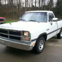 1993 Dodge Ram D150 318 Magnum 5-Speed manual Shortbed Rust free 1st Gen. truck