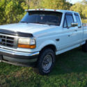 1993 Ford F-150 XLT 4X4 Extended Cab Pickup 2-Door 5.0L