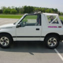1993 GEO TRACKER CLEAN BODY SHARP LOOKING CUTE CHEVROLET MINI_SUV  *BEST OFFER*