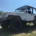 1993 Jeep Wrangler Base Sport Utility 2-Door 2.5L