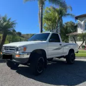 1993 Toyota Pickup Pickup White 1/2 TON SHORT WHEELBASE DX