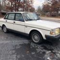 1993 Volvo 240 - NO RESERVE (Rare/Manual 5 Speed)