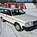 1993 volvo 240 wagon - Clean