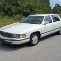 1994 Cadillac Sedan Concours Base 4dr Florida Garaged 4.6L V8, Pearl White