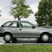 1994 geo metro base hatchback 2-door 1.0l