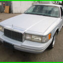 1994 Lincoln Town Car Sedan Automatic 8 Cylinder NO RESERVE!