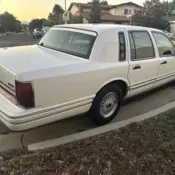 1994 Lincoln Town Car White EXECUTIVE