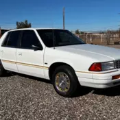 1994 Plymouth acclaim, two family owned, AZ its entire life.