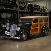 26 Miles 302 / 235HP V8 Automatic2 Door Wagon