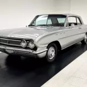44,083 Miles/Garage Kept/Clean Interior/215ci 4bbl V8/Turbine Drive