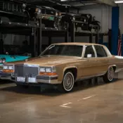 46926 Miles 5.0L NA V8 overhead valves (OHV) 16V 4-Speed AutomaticSedan