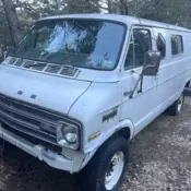 4x4 Dodge Van by Pathfinder 1977
