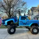 4x4x4 MONSTER TRUCK!