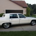 5.0L V8 4BL OHV 1986 Cadillac Fleetwood Brougham Sedan 5.0L V8 4BL OHV 4 Speed