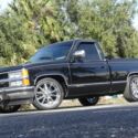 5.7 liter, auto, short bed! A/C, PS, PB, chrome wheels, tonneau cover, bedliner!