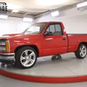 5.7L V8 AUTOMATIC SHORT BED PS PB FRONT DISC COLD AC PW LOW MILES 20 INCH RIMS