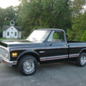 72 CHEYENNE SHORT BED WITH FACTORY AIR, TILT STEERING HOUNDS-TOOTH