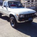 82 CLEAN TOYOTA 4x4 STRAIGHT AXLE Manuel trans