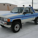 86 Toyota 1/2 ton pickup truck! ((One family Owned!))  NO RUST!!!!!