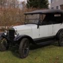 antique auto 1927 Model T Touring