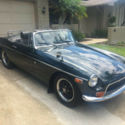 Award Winning 1971 MGB Roadster Convertible - Fun awaits!