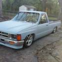 Bagged 1985 Toyota pickup air ride runs great