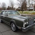 BEAUTIFUL 12K ACTUAL MILE 3 OWNER SURVIVOR 1984 LINCOLN TOWN CAR NICE !!