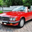 BEAUTIFUL 1989 Mercedes Benz 560SL.  It has only 46123 clean car fax drives new