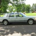 BEAUTIFUL 1990 Lincoln Town Car CARTIER LOW MILEAGE, EXCELLENT CONDITION!