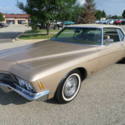 BEAUTIFUL AND ORIGINAL 1971 BUICK RIVIERA!!
