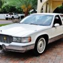 Beautiful White w/ Red Leather Interior Very Well Maintained