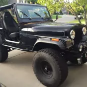 BIG 1983 Jeep CJ-7 Black / 4.3L Fuel Injected Vortec / / 35" Tires CJ7