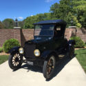 Blue & Black 1924 Model T in great shape