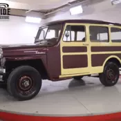 BODY OFF RESTORATION OVERLAND 4X4 ORIG MOTOR EXCELLENT PAINT AND INTERIOR